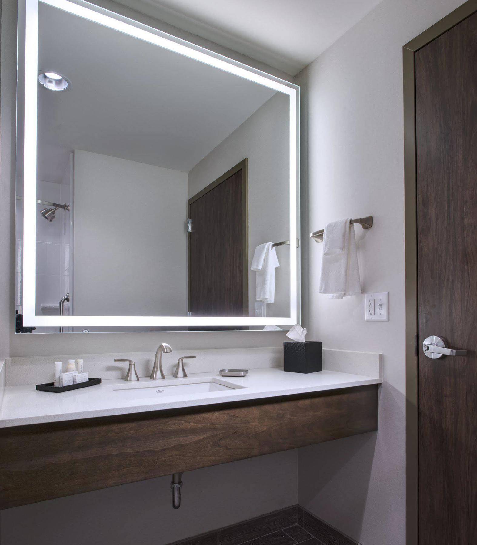 Fairfield Inn & Suites By Marriott Cheyenne Southwest/Downtown Area Bagian luar foto