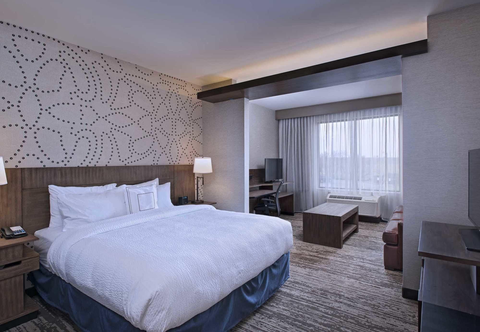 Fairfield Inn & Suites By Marriott Cheyenne Southwest/Downtown Area Bagian luar foto