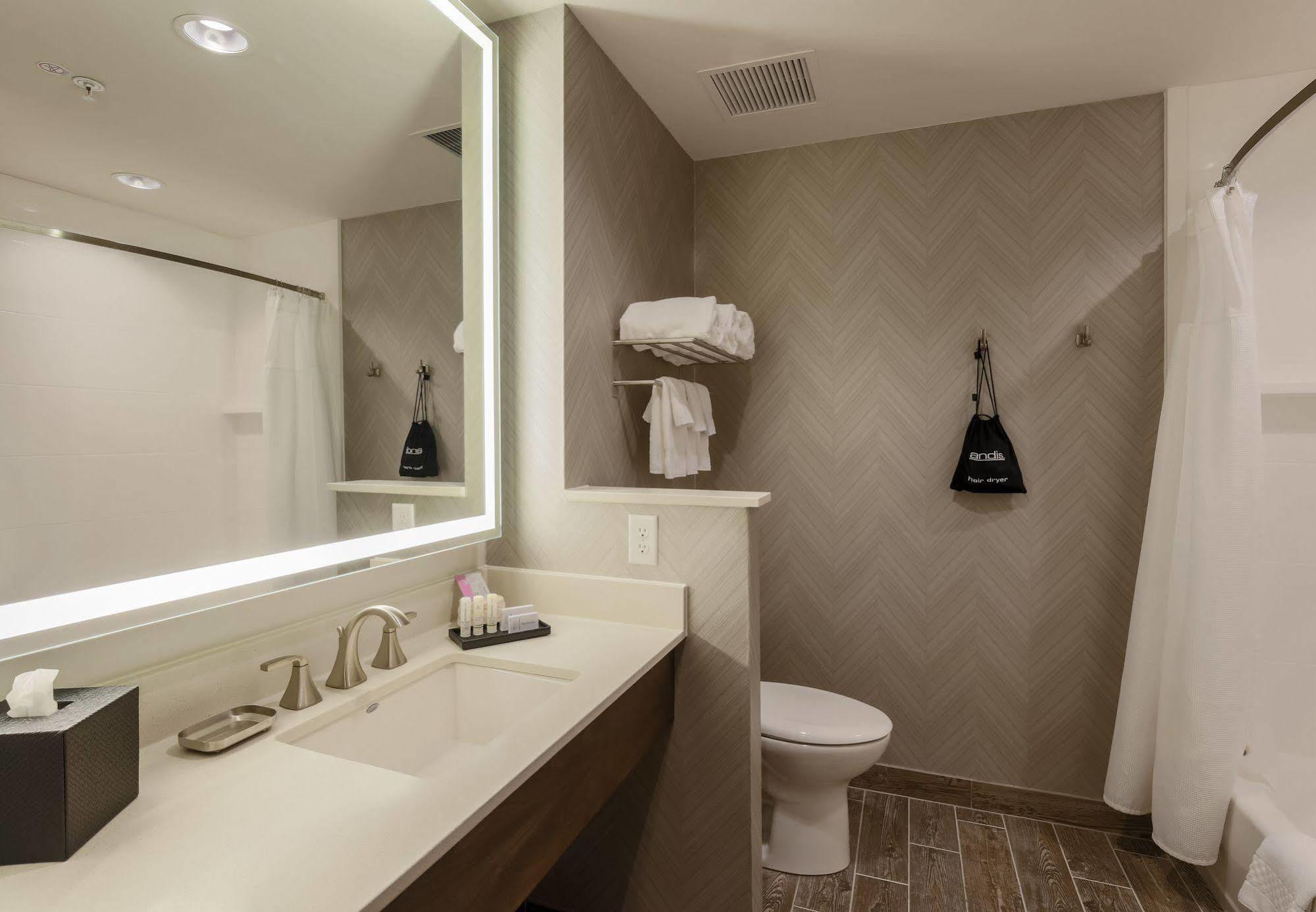 Fairfield Inn & Suites By Marriott Cheyenne Southwest/Downtown Area Bagian luar foto