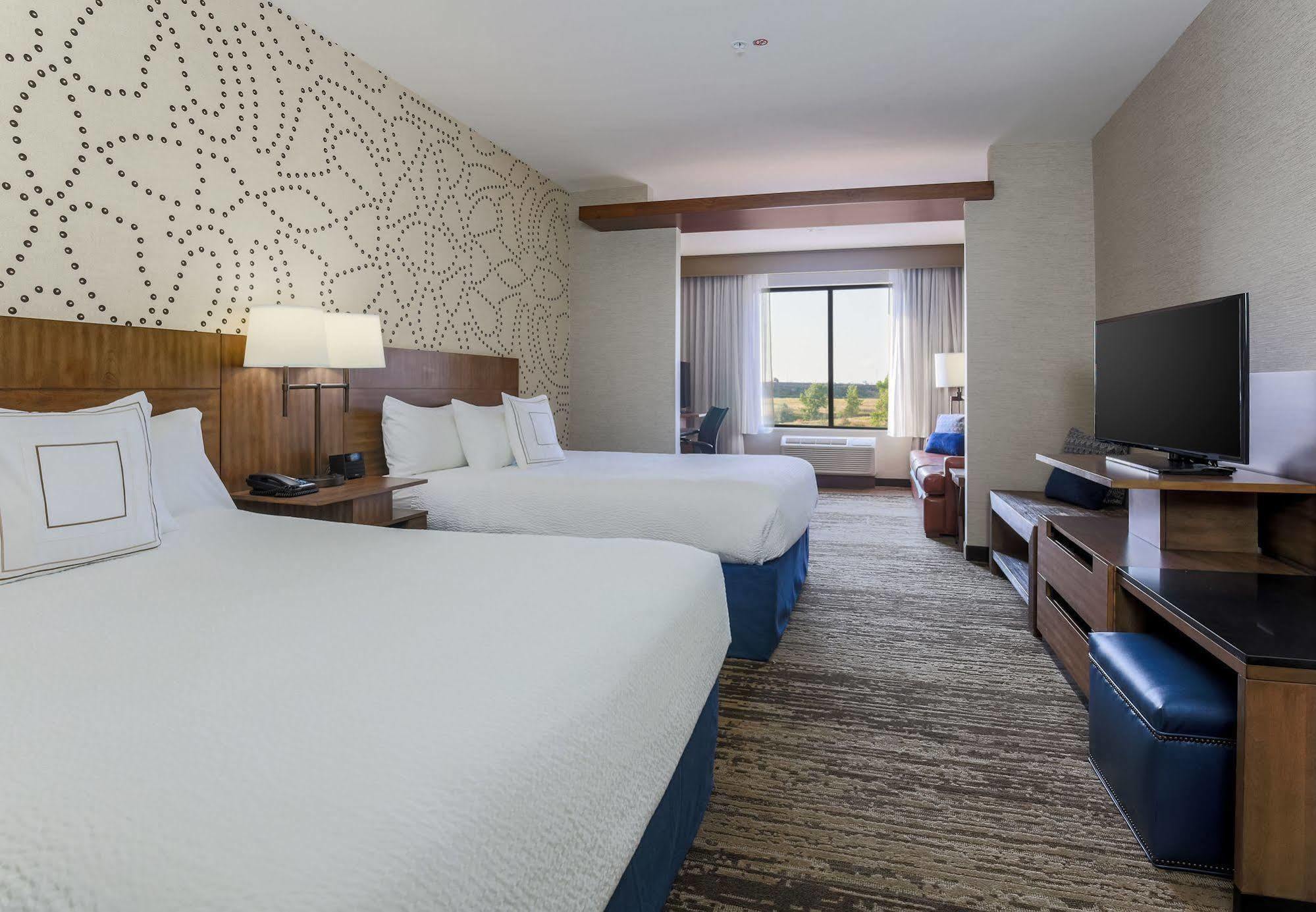 Fairfield Inn & Suites By Marriott Cheyenne Southwest/Downtown Area Bagian luar foto